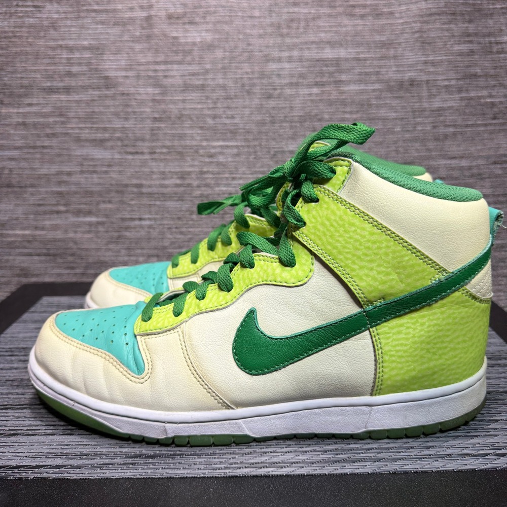 Nike Dunk High Mens 9.5 Sail Pine Green Soft Lime Glow in the Dark 312786-131